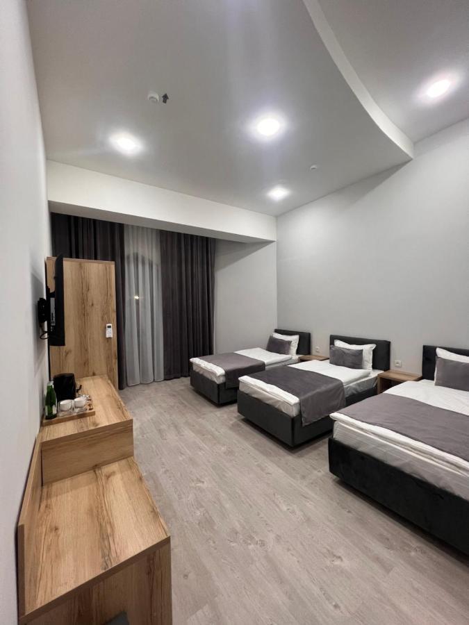Rever Hotel Tasjkent Eksteriør bilde