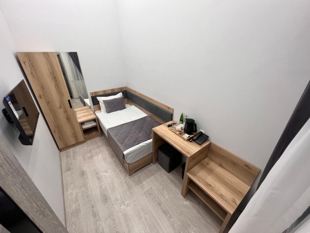 Rever Hotel Tasjkent Eksteriør bilde
